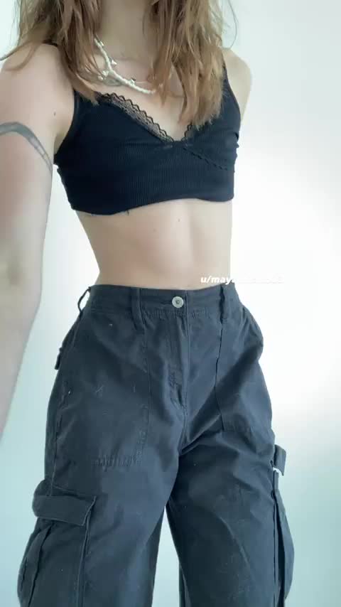 breed me cause my stomach is too flat : video clip