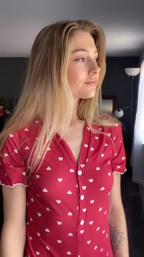 I need a dad to take my body for spin : video clip