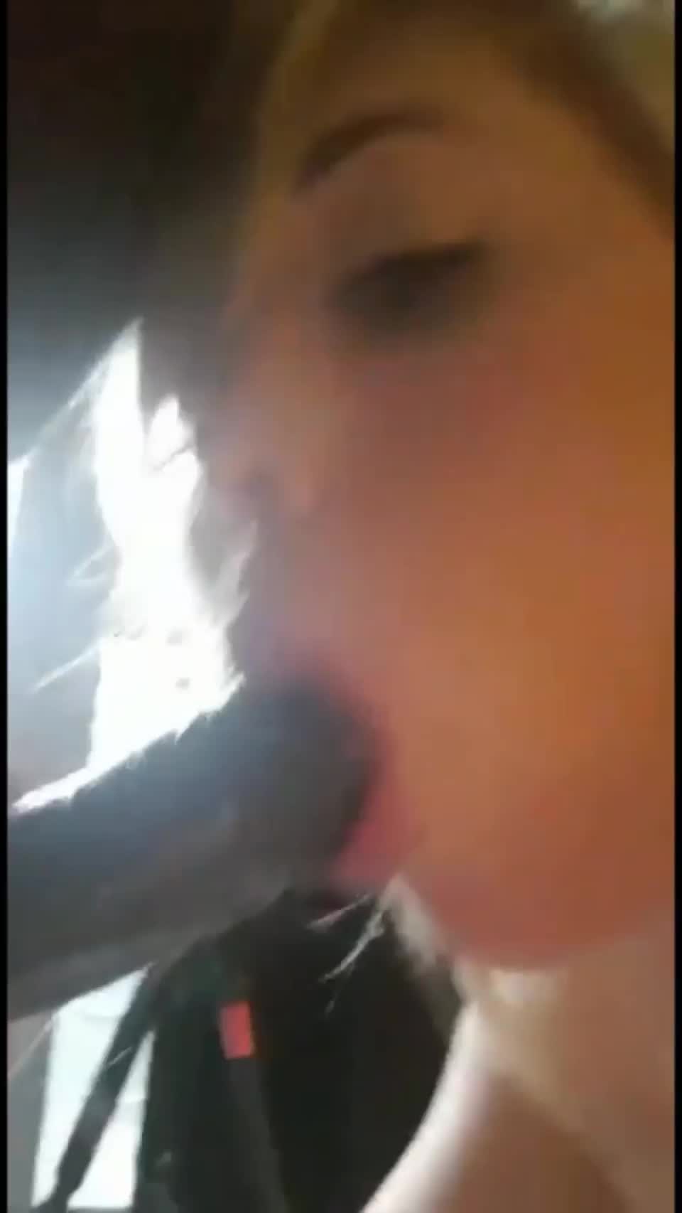 I need more big dick guys I can give sloppy head to like this : video clip
