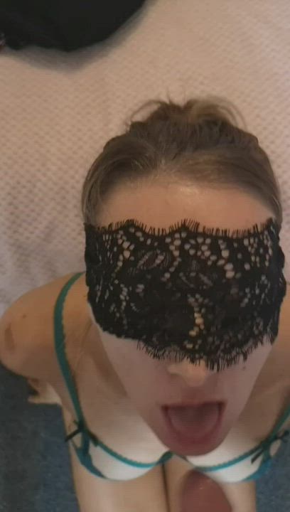 I love getting my face covered : video clip